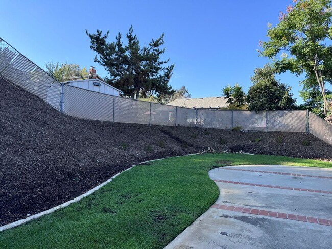 Building Photo - 17824 Cabela Dr