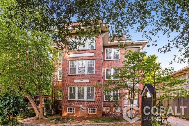 Building Photo - 678 Moreland Ave NE