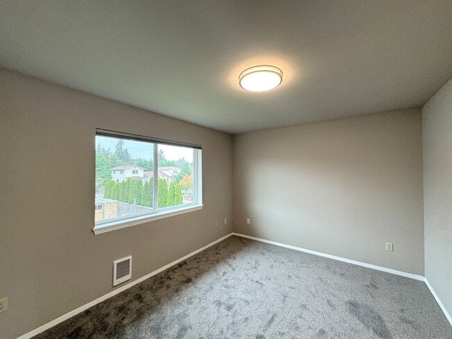 Building Photo - RGL Properties - 9614-9616