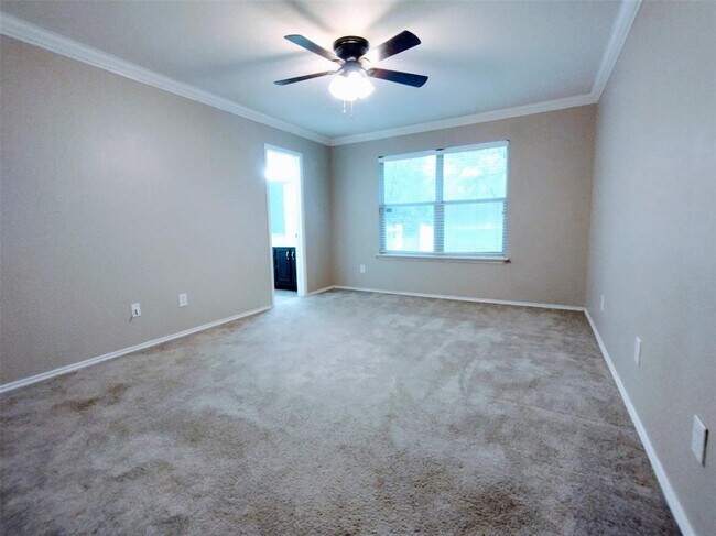 Building Photo - 209 Antietam Dr