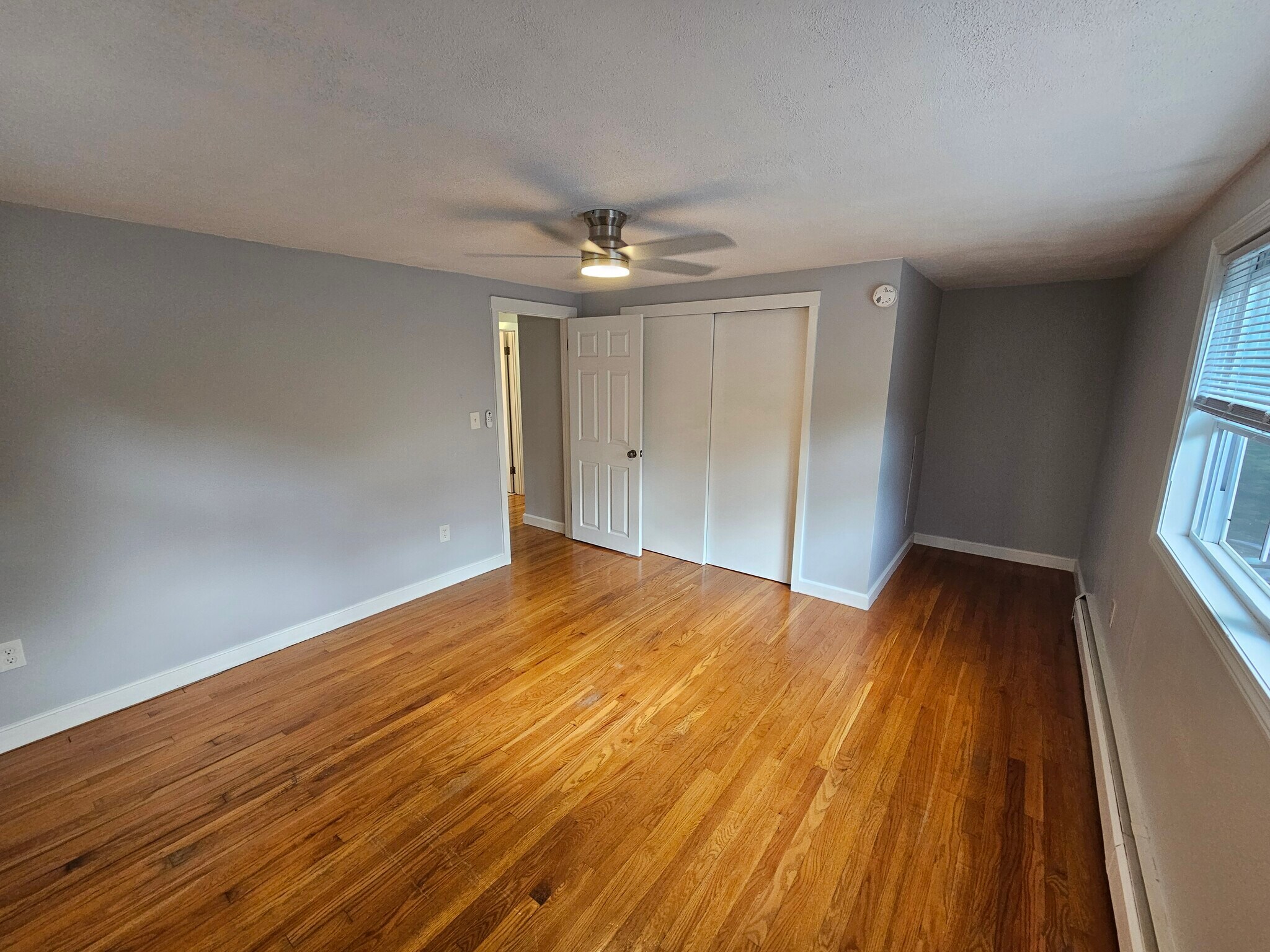 Building Photo - 435 Duck Pond Rd