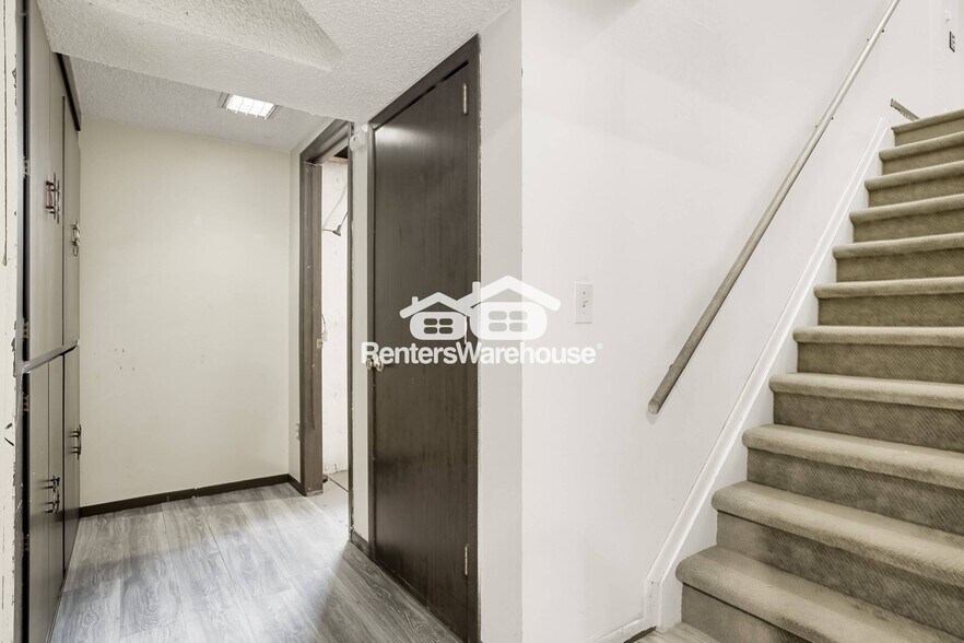 Building Photo - 14641 E 13th Ave