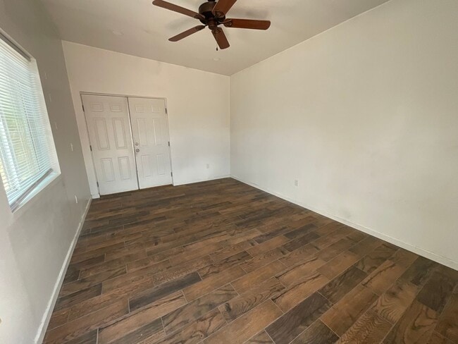 Building Photo - Central Tucson, close to University of Ari...