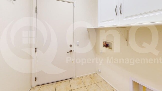 Building Photo - 3259 S Lakeside Ridge Loop