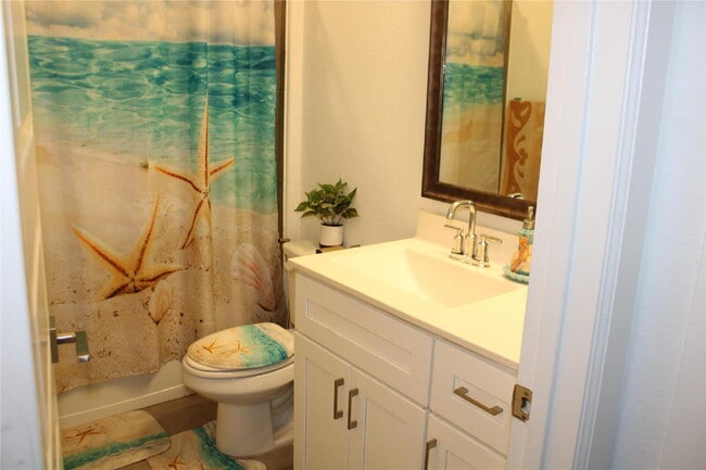 Building Photo - 3108 Armstrong Ave