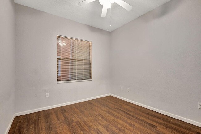 Building Photo - 1620 Presidential Way