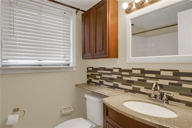 Building Photo - 1462 Ester Ct