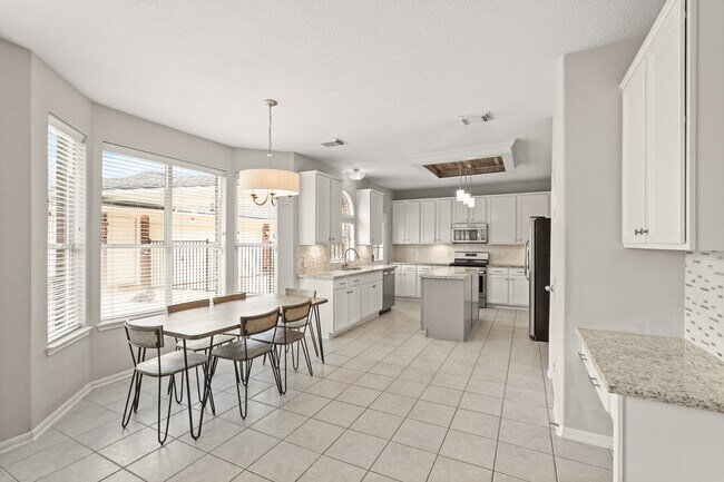 Building Photo - 18910 Rustling Ridge Dr