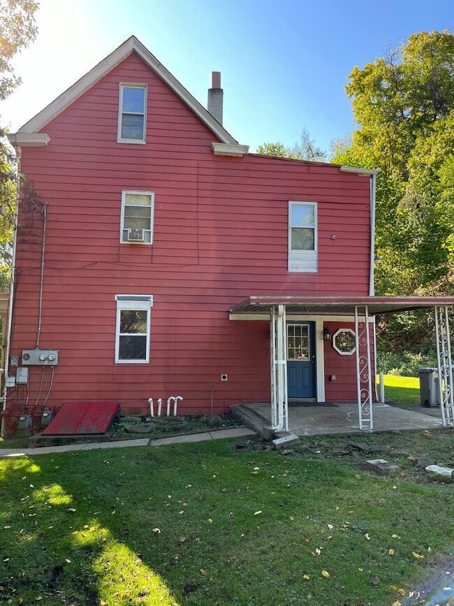 Building Photo - 189 Wible Run Rd