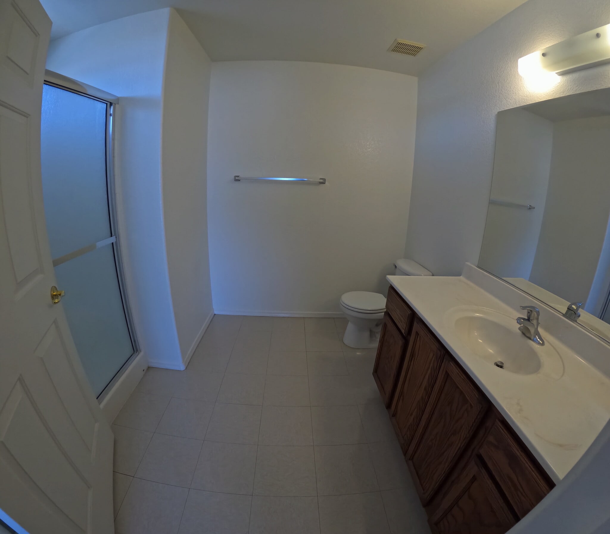 Master bathroom - 3424 Sunriver Rd