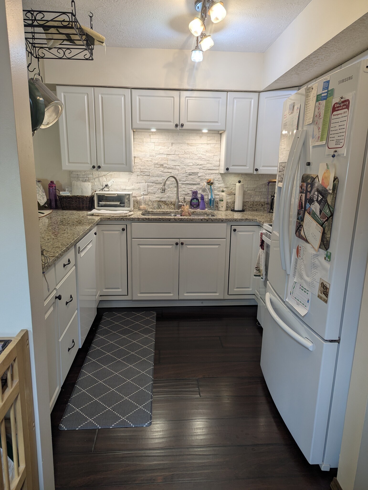 Building Photo - 4539 S 1800 W