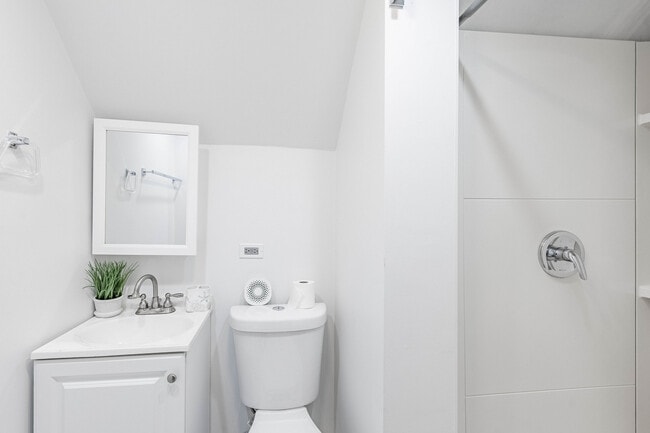 Building Photo - 7219 S Peoria St