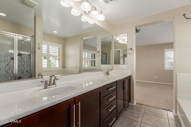 Building Photo - 1684 W Pelican Dr