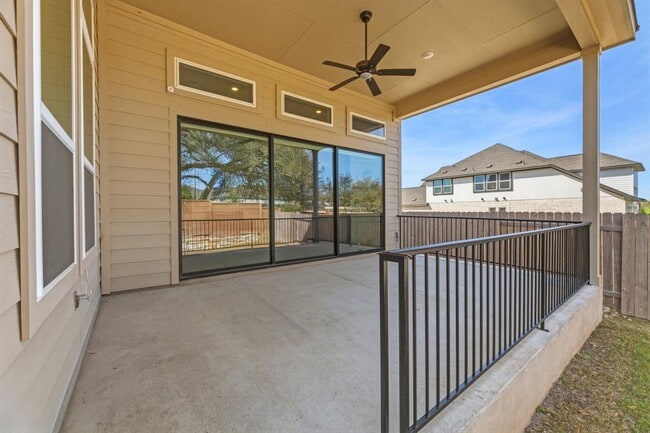 Building Photo - 2941 Delaware St