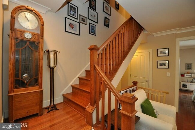 Building Photo - 1308 N Danville St