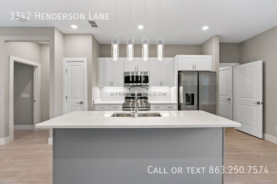 Building Photo - 3342 Henderson Ln