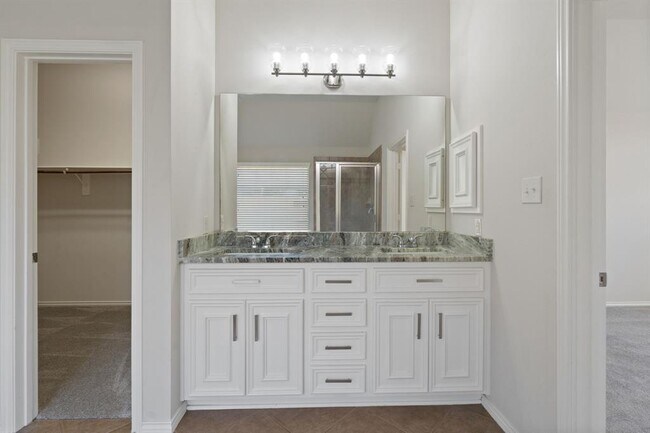 Building Photo - 2707 Oak Pass Ct