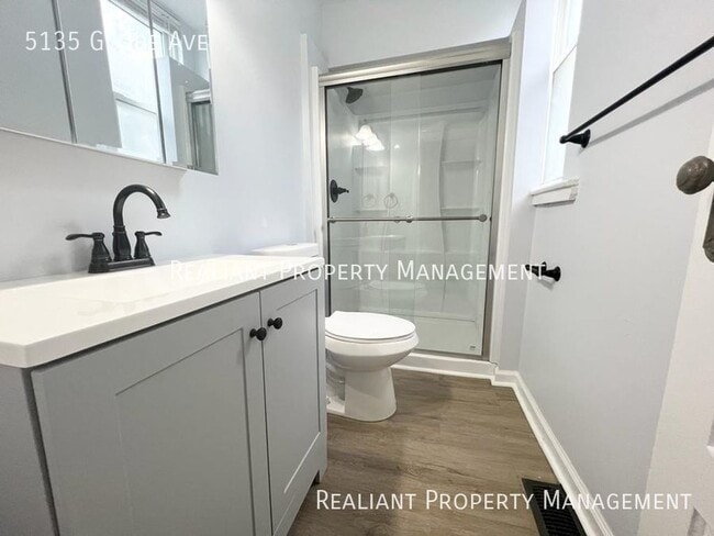 Building Photo - 5135 Globe Ave