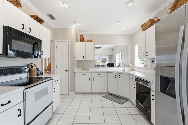 Building Photo - 1605 Slate Ct