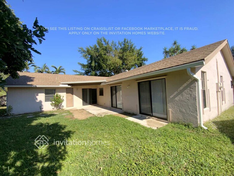 Building Photo - 9640 Richmond Cir