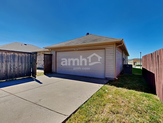 Building Photo - 3062 Limestone Hill Ln