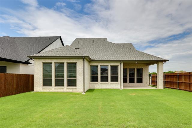 Building Photo - 611 Hummingbird Dr