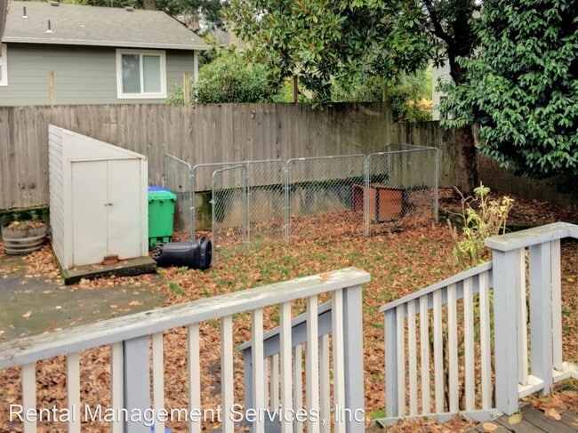 Building Photo - 2 br, 2 bath House - 7224 SW 5th Ave