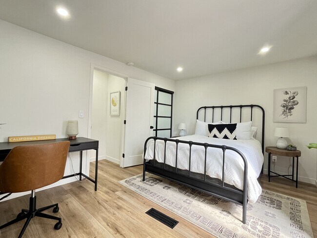 Building Photo - 6111 Rancho Mission Rd