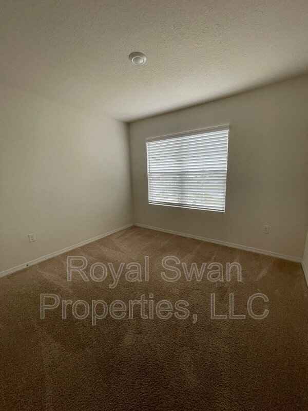 Building Photo - 5619 Siltstone St