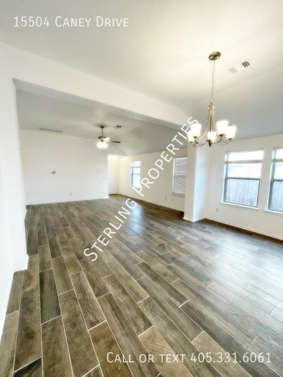 Building Photo - 15504 Caney Dr
