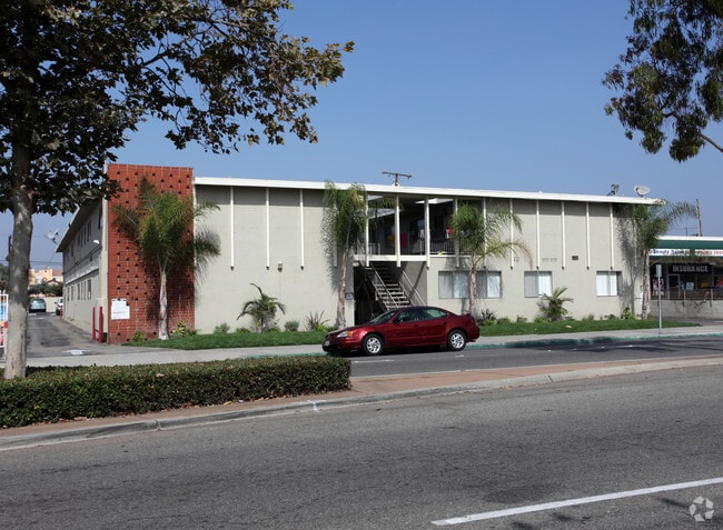 Building Photo - Pioneer Village Apartments