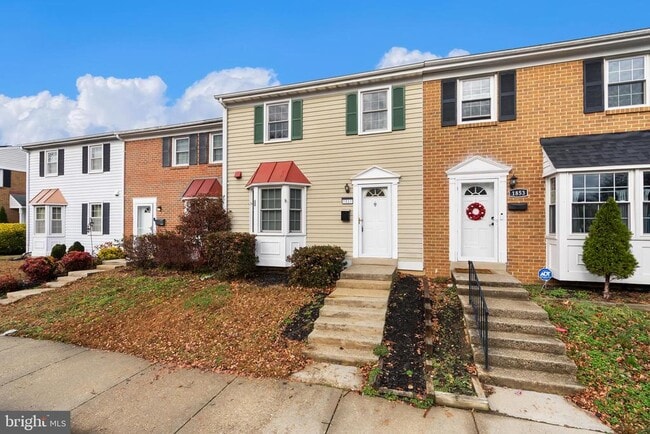 Building Photo - 1851 Sharwood Pl