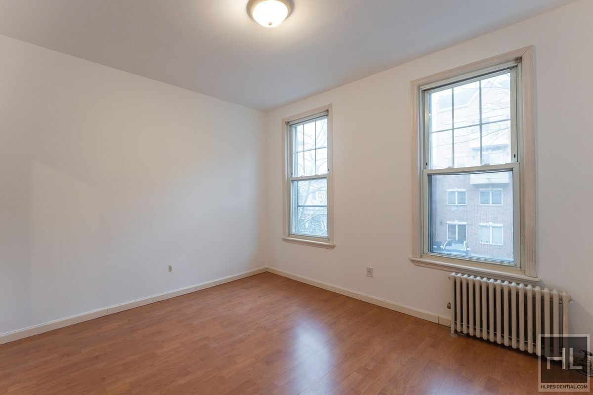 Building Photo - 41 STREET