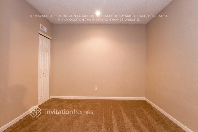 Building Photo - 1497 S Andes Way