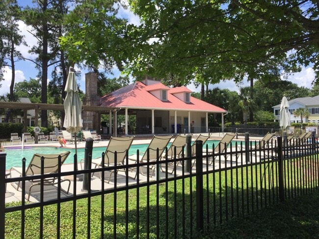 Building Photo - 3 Bedroom 2.5 Bath Townhouse in Eaglewood Retreat - James Island