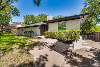 Building Photo - 3403 Sheffield Dr