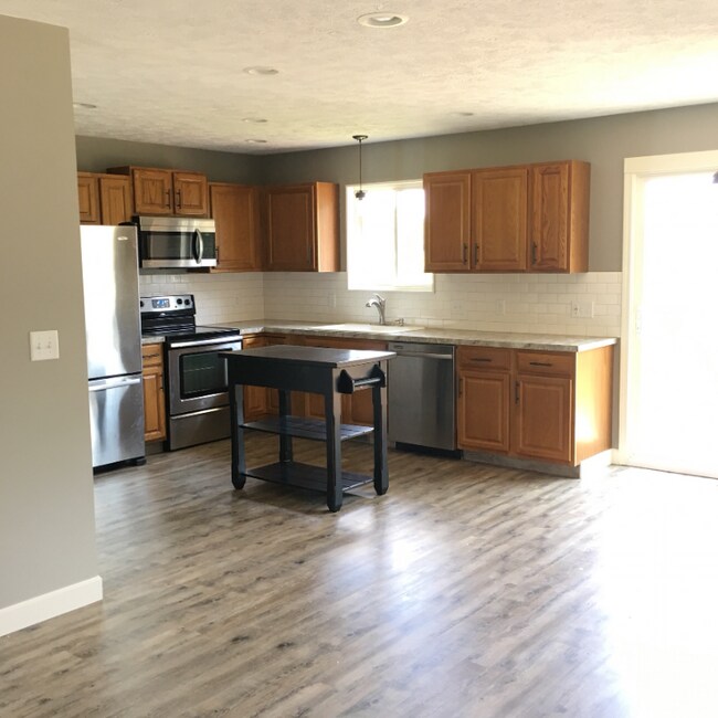 Building Photo - 7644 Deer Track Run