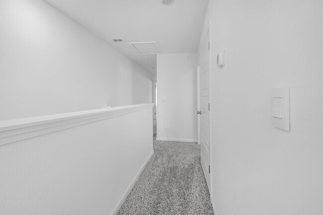 Building Photo - 53 Montellano Rd