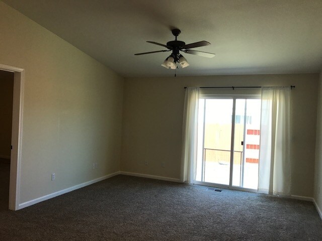 Building Photo - 18365 Whitebark Ct