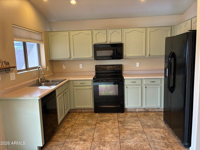 Building Photo - 15713 W Post Dr