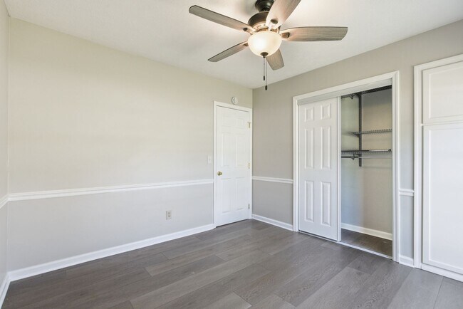 Building Photo - Renovated North Columbus Home with Fenced Yard!