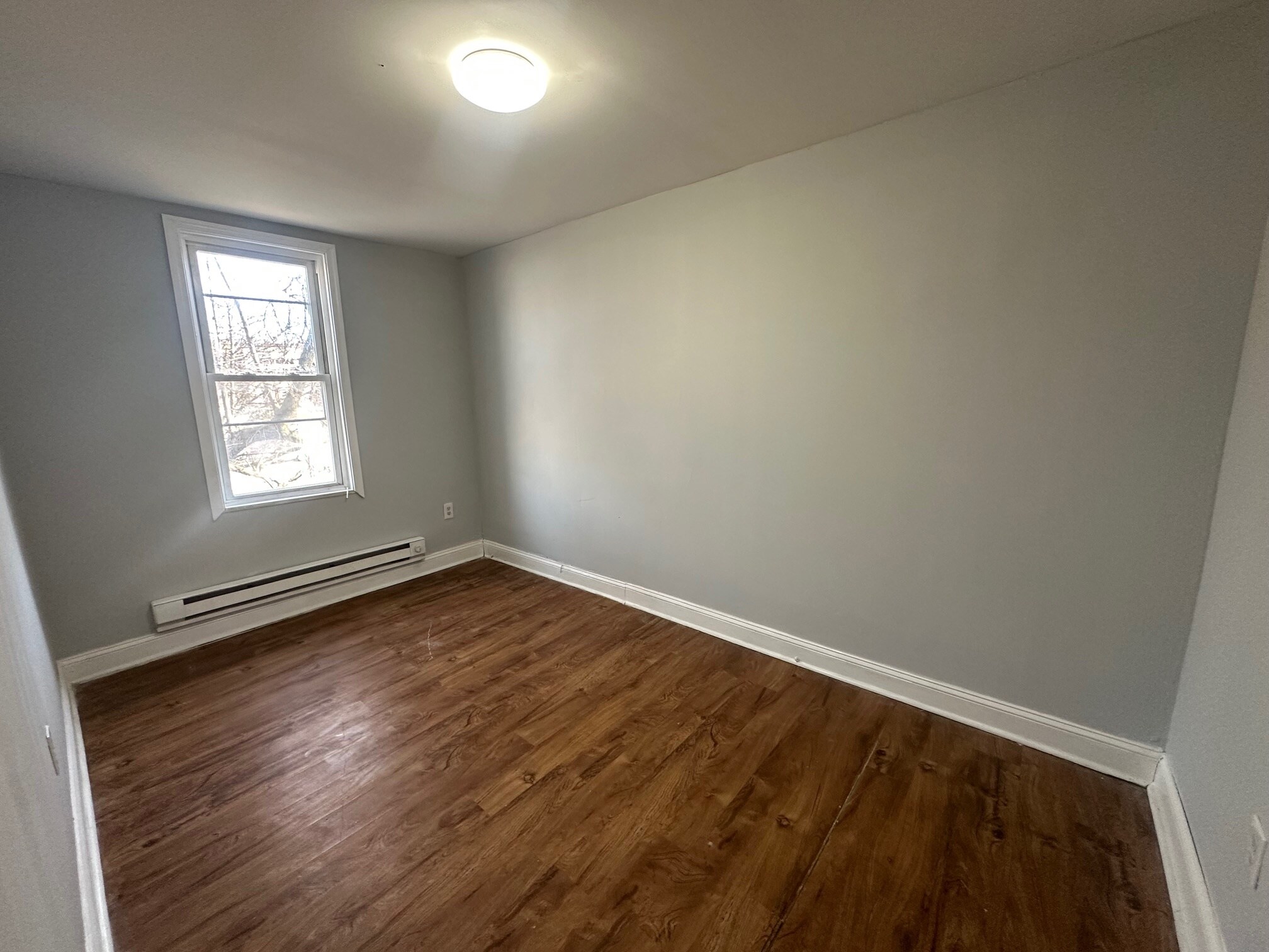 Building Photo - 609 N Wilton St