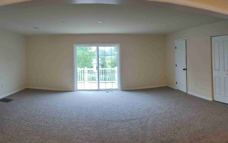 Building Photo - 113 Meadowbrook Ln