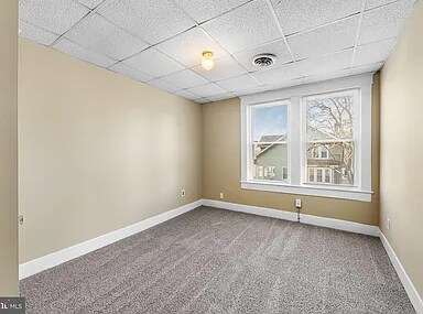 Building Photo - 406 E Pine St