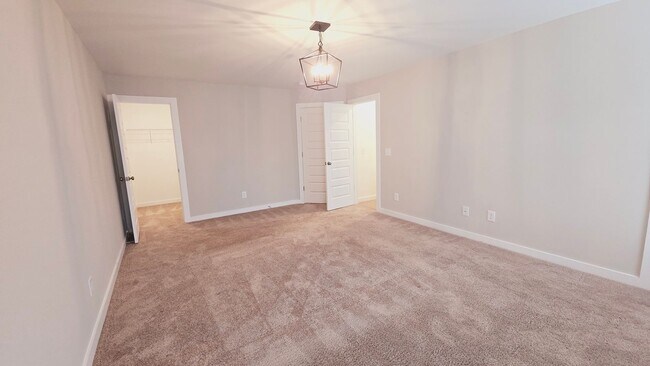 Building Photo - 2122 Ellsworth Lp Rd