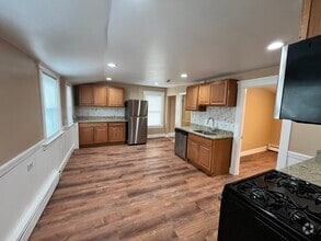 Building Photo - 11 Benefit Terrace