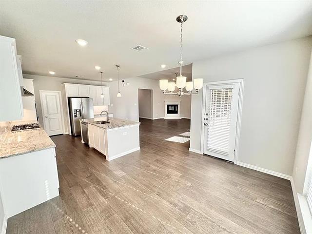 Building Photo - 809 Uplands Dr