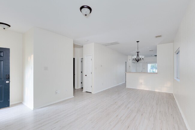 Building Photo - 1703 Nichole Woods Dr