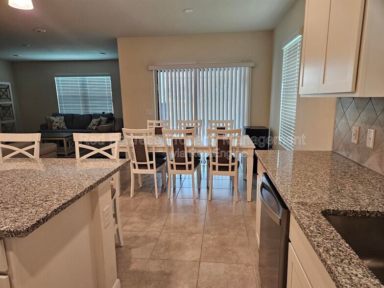 Building Photo - 16031 Enclaves Cove Dr