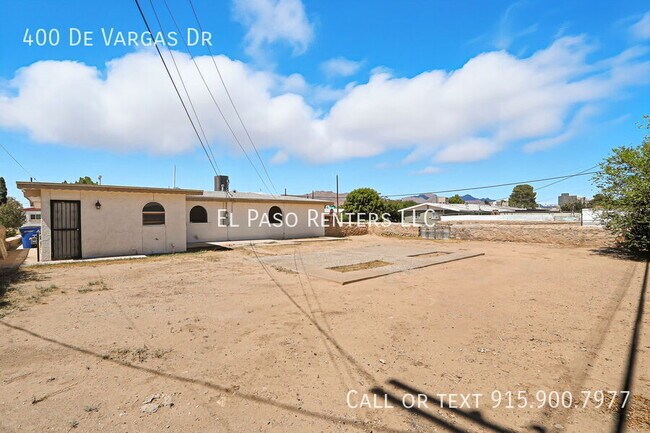Building Photo - 400 De Vargas Dr